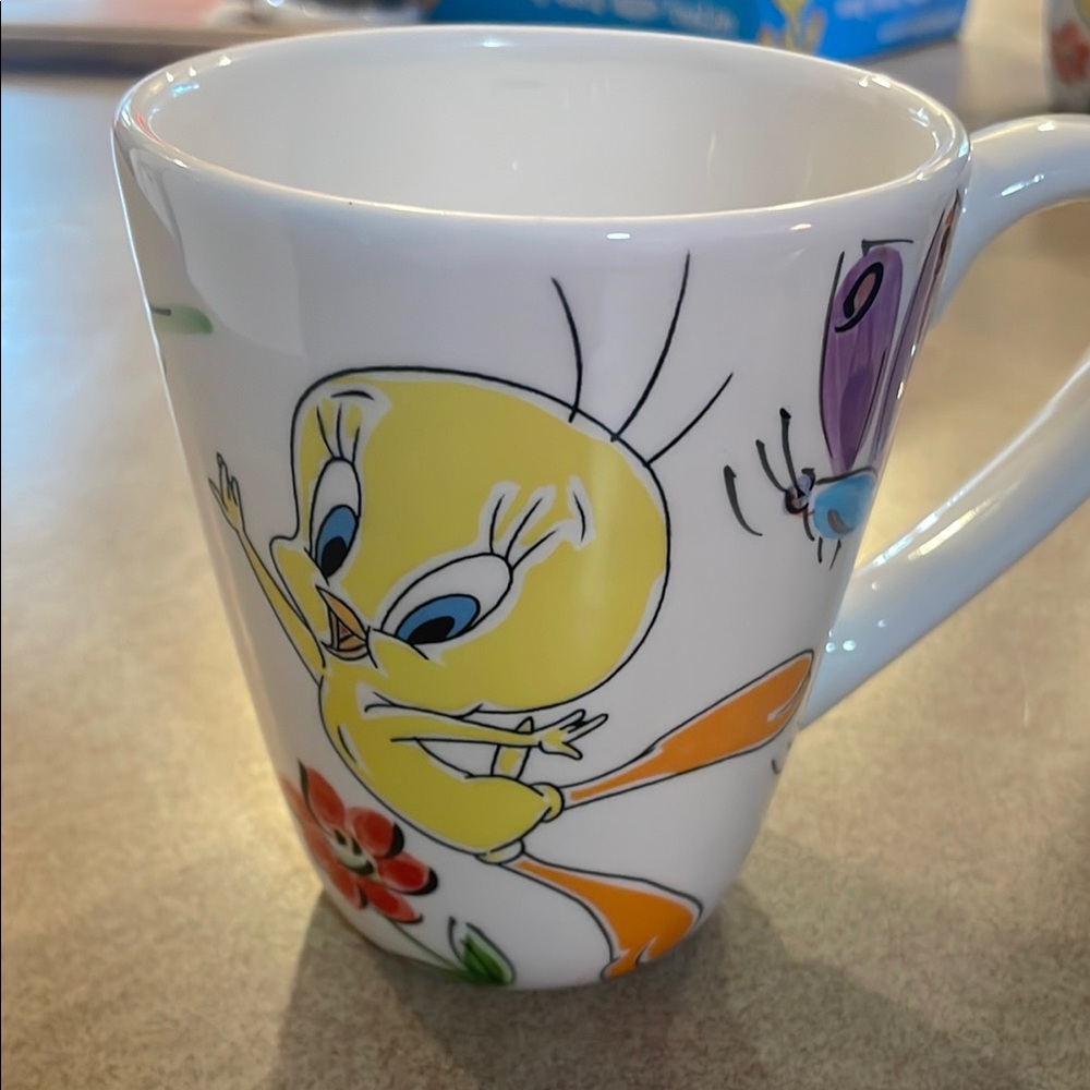 2000’s Tweety Bird Ceramic Mug